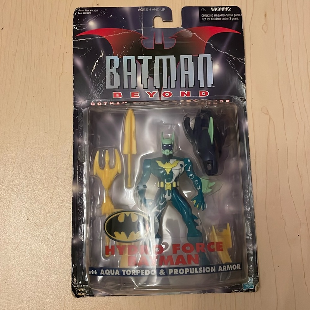 HASBRO:NIP,Batman Beyond Hydro ForceBatman action figure with torpedo and armor